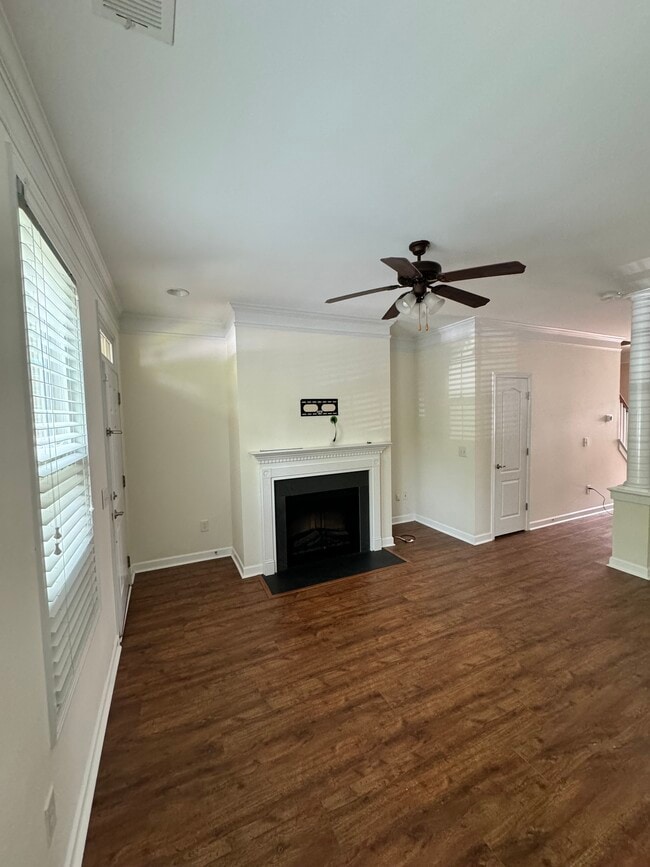 Photo - 9828 Longstone Ln