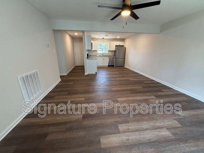 Photo - 339 E Jerald St