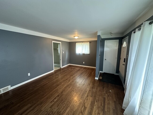 Photo - 23581 Loomis Ct