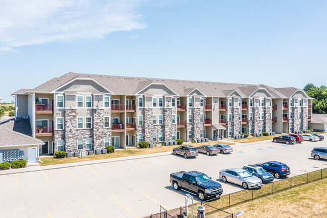 Exterior - Providence Pointe Apartments