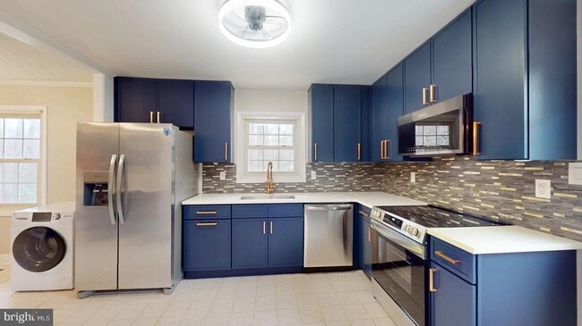 Photo - 11813 Cornwell Dr