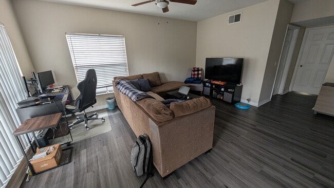 Photo - 2920 E Jefferson St