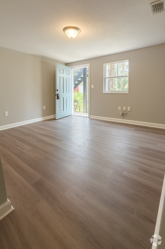 Building Photo - 101 S Forest St Unit 1 Rental