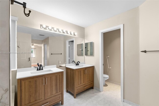 Photo - 4490 Foxtail Ln