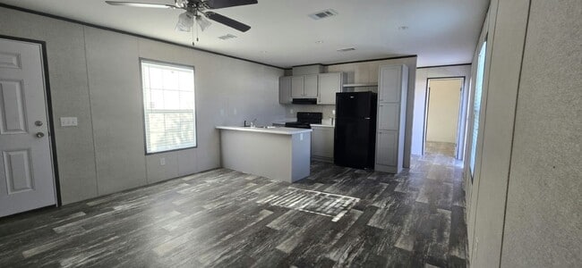 Photo - 5 Victoria Ln