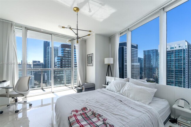 Photo - 495 Brickell Ave Unit 3211