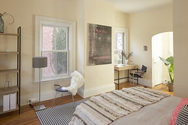 Photo - 26 Linnaean St Unit 4