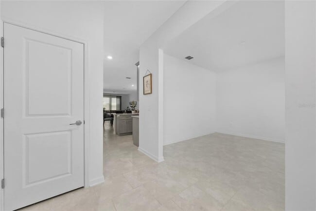 Photo - 4132 Jespersen St