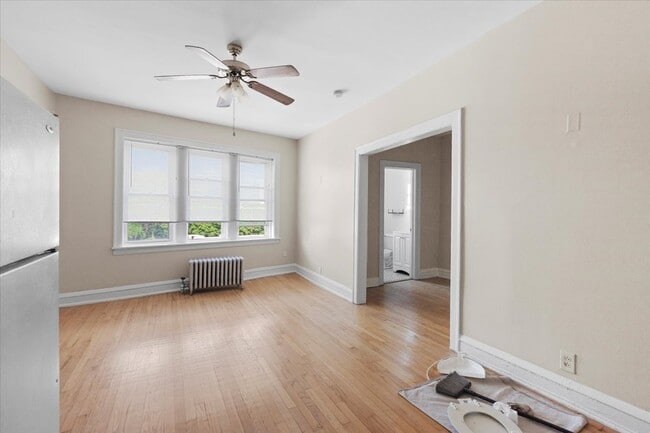 Photo - 1145 W Morse Ave Unit 102