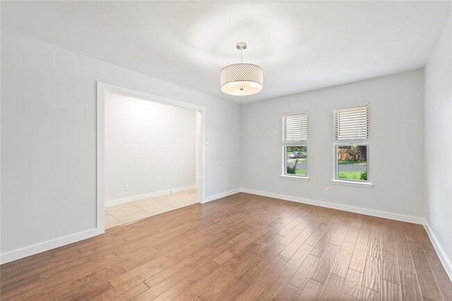 Photo - 2000 Brookhill Dr