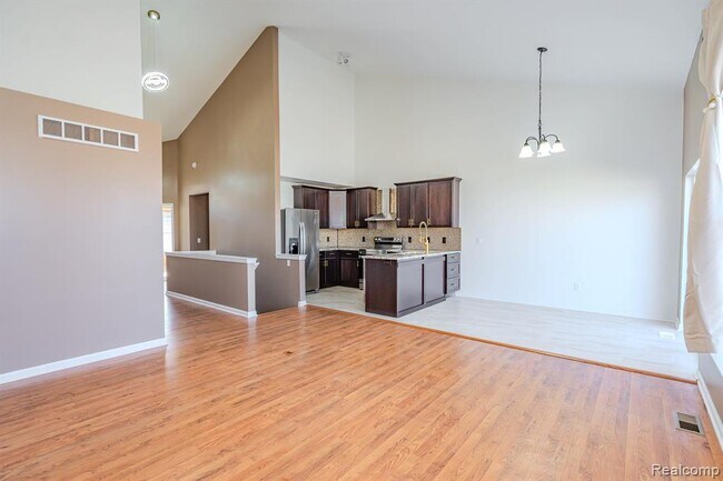 Photo - 3909 Elvera Ln