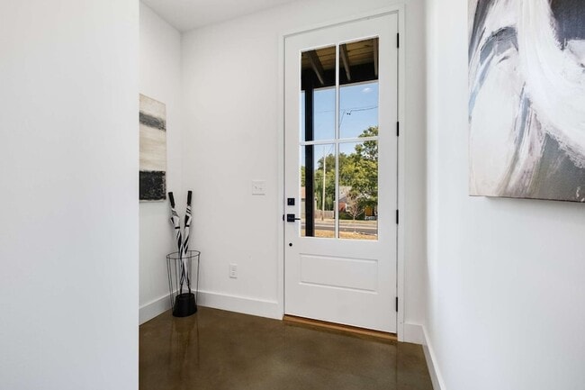 Photo - 1806 Lischey Ave Unit 15