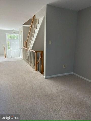 Photo - 5142 Woodford Dr