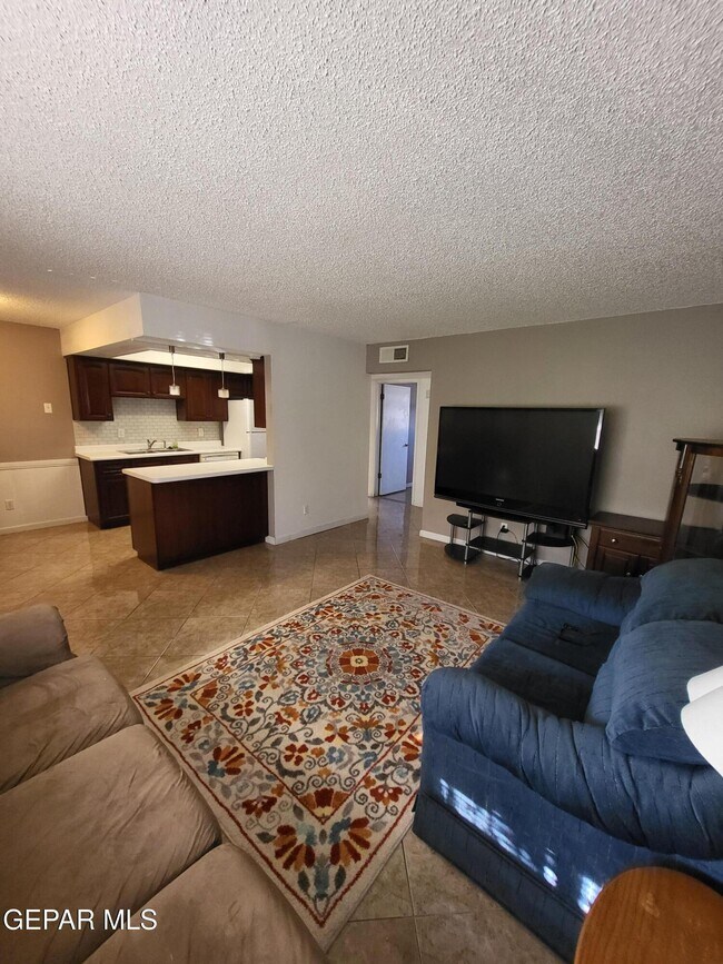 Photo - 6700 Escondido Dr