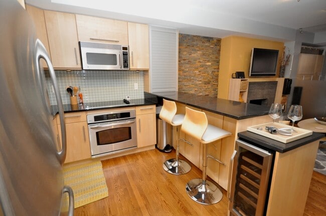 Photo - 396 Beacon St Unit 7