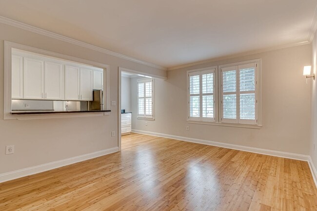 Photo - Comfy Condo in Old Town North Alexandria