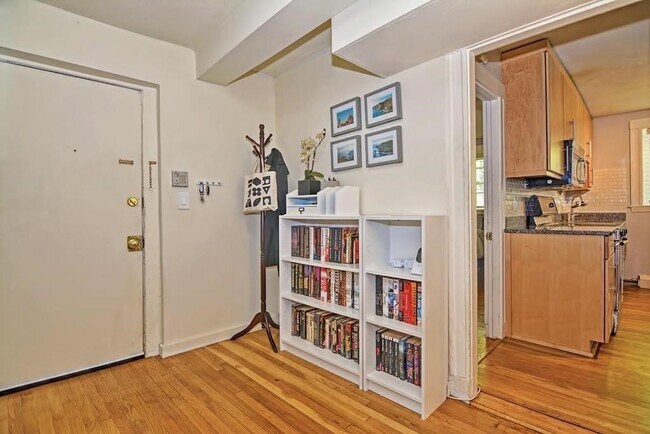 Photo - 28 Ransom Rd Unit 12A