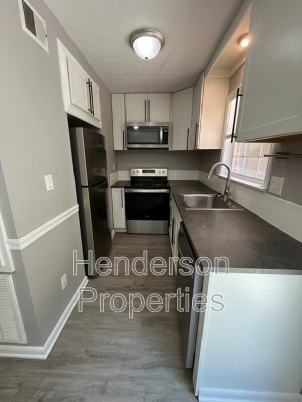 Photo - 1343 N 6th St