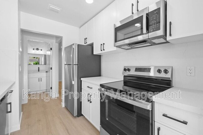 Photo - 800 Tropic Blvd Unidad A Rental