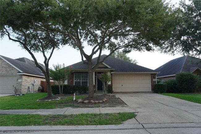 Building Photo - 19007 Field Cottage Ln Rental