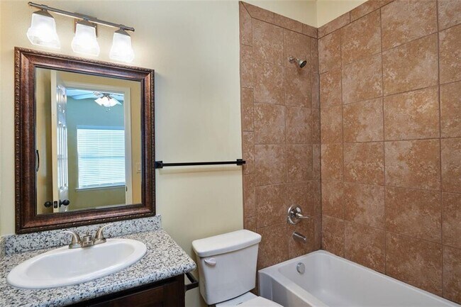 Photo - 5570 Confetti Dr Unit 11