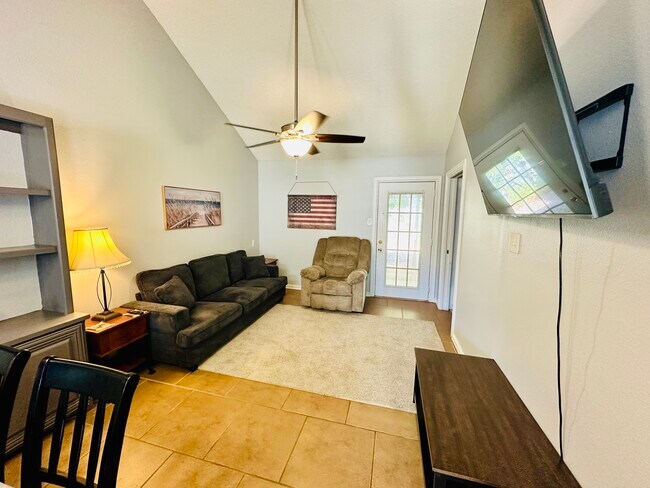 110 Willow Branch Dr