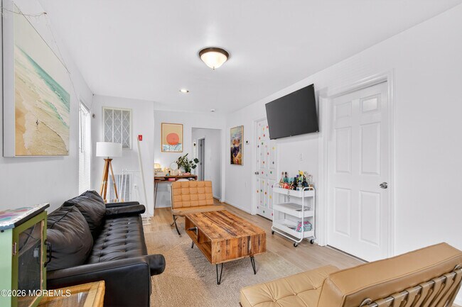 191 3rd Ave
