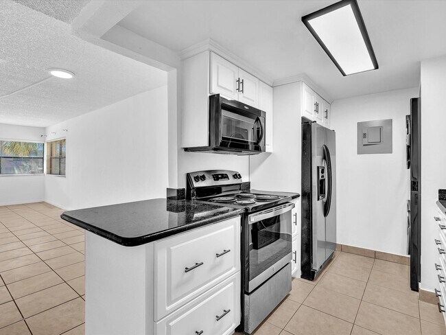 Photo - 220 Lakeview Dr Unidad 210