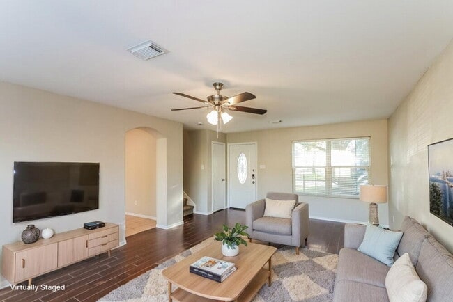 Photo - 5505 Rio Sabinas St