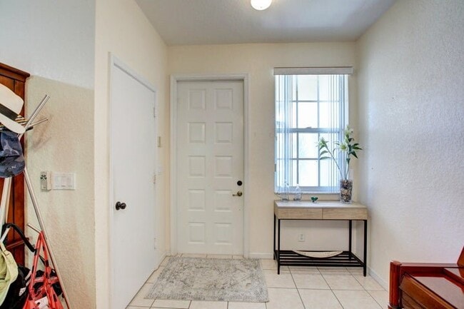 Photo - 11705 NW 47th Dr