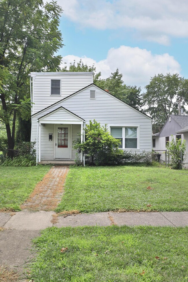 Photo - 2725 Allegheny Ave