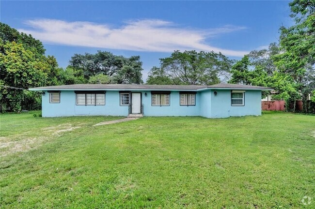 Building Photo - 12525 SW 104th St Rental
