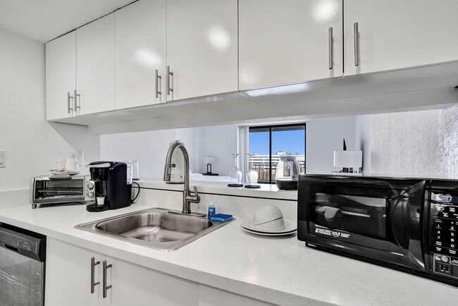 Photo - 777 NW 155th Ln Unidad SI ID1504059P