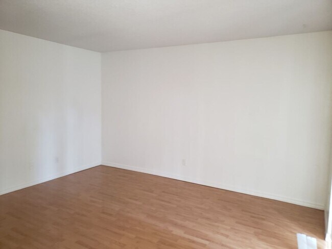 Photo - 9825 Turf Way Unit #2