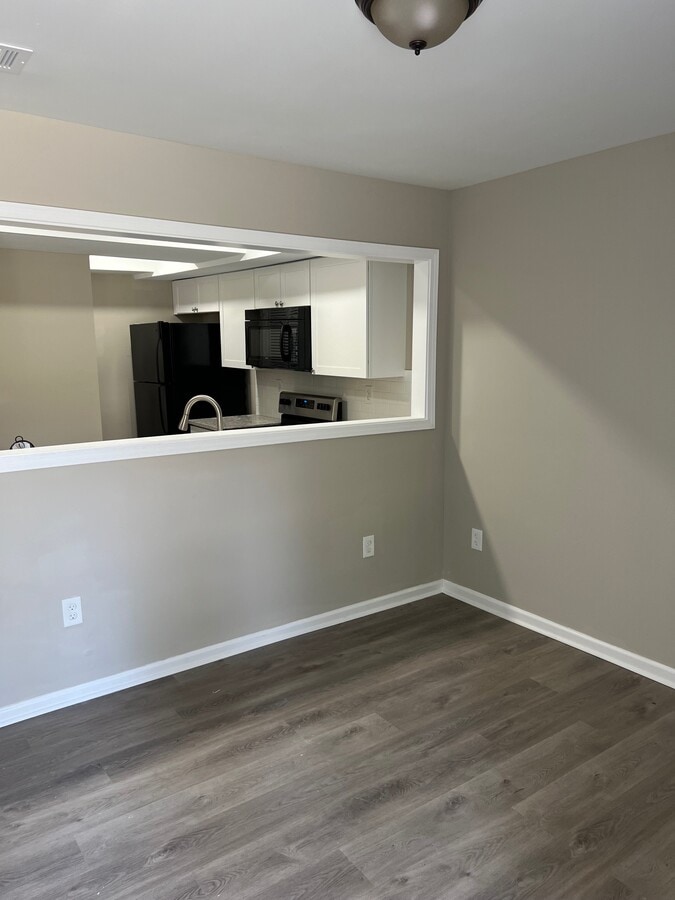 Photo - 2604 Campbellton Rd SW