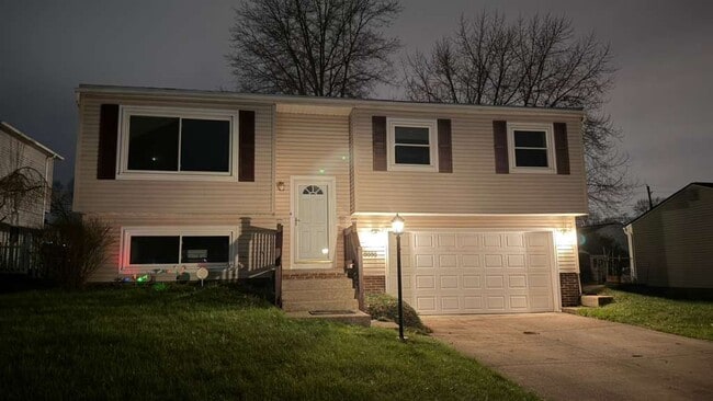 Building Photo - 6686 Deer Ct