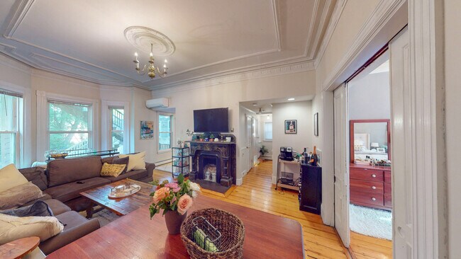 Photo - 32 G St Unit 1