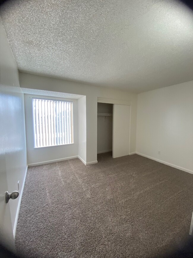 Habitación - Ming Garden Apartments