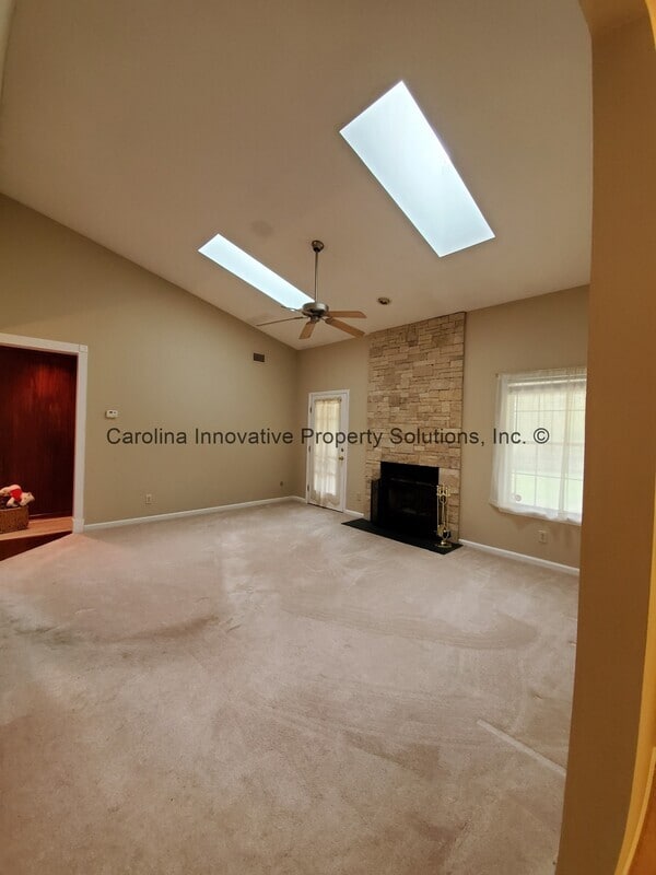 Photo - 5409 Leaford Ct