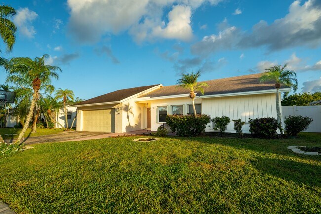 Photo - 22651 SW 8th Ct