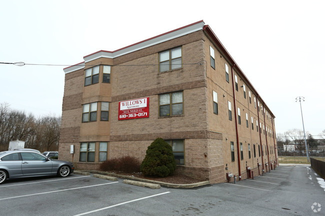 Willows I - Willows I Apartments