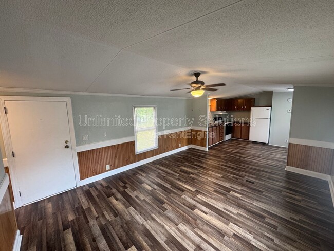Photo - 2445 Quail Run Rd NE