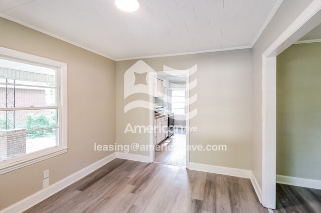 Photo - 136 Evergreen St