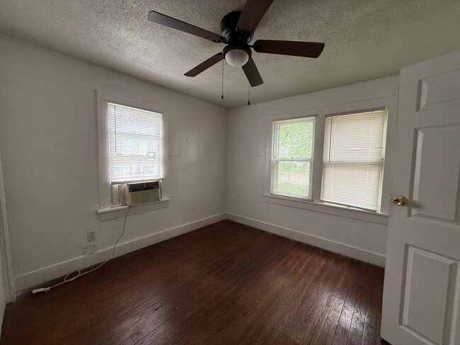 Photo - 3 Bed 1 Bath House