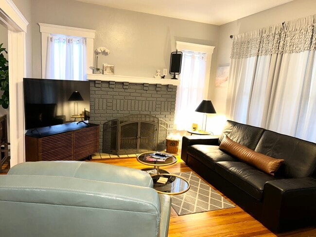 Photo - 1039 Riviera St Unit Riviera