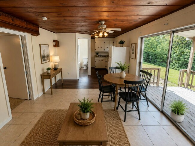 Photo - 2133 E Camp N Comfort Ln