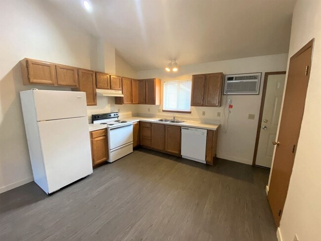 Photo - 1013 E 19th Ave