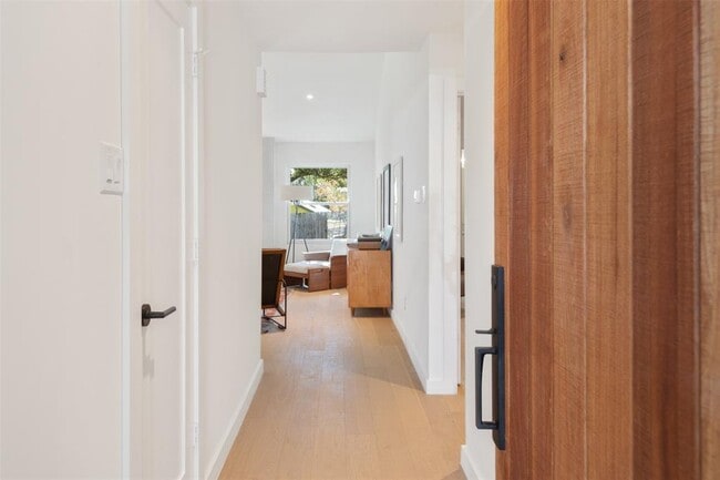 Photo - 2815 Goldbridge Dr