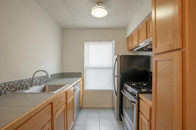 Photo - 1802 Nueces St Apartment Unit 210A