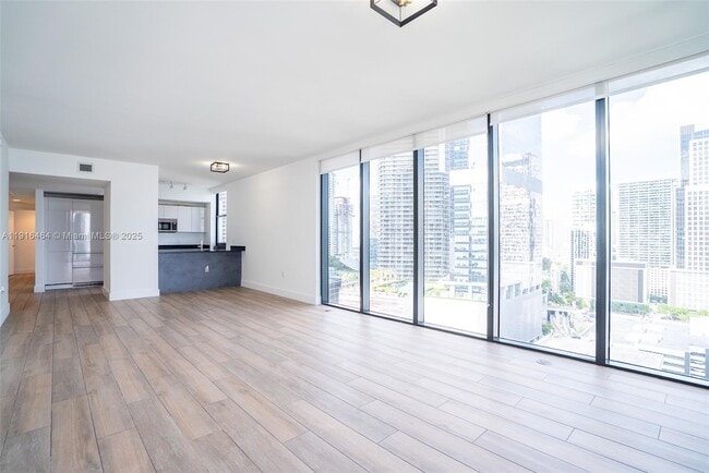 Photo - 1010 Brickell Ave Unit 2201